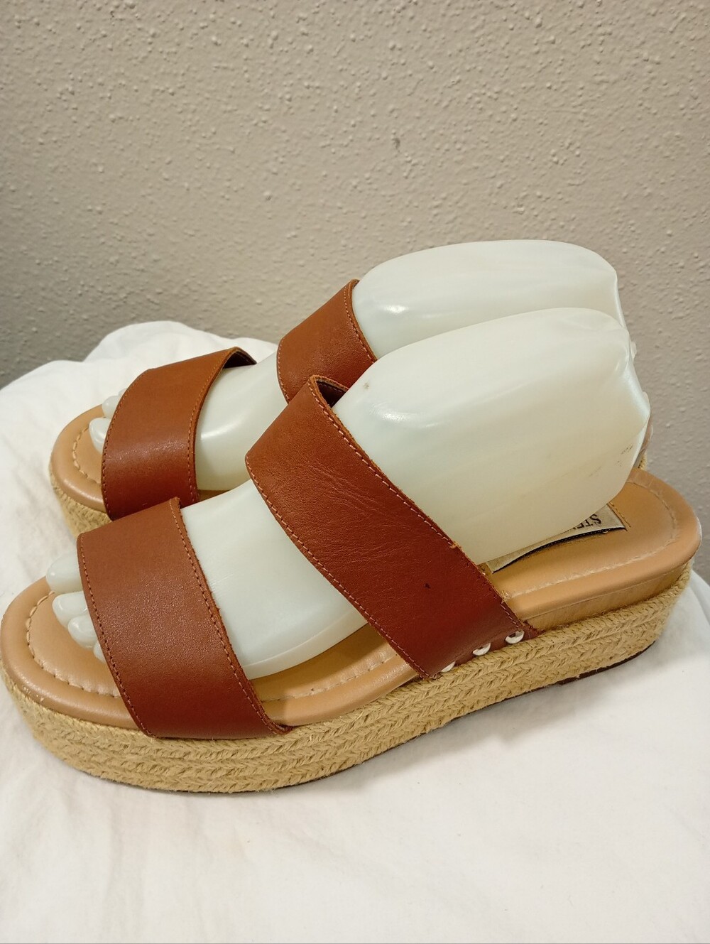 Women's Steve Madden Brown Double Strap Slide Espadrilles Sandals sz 9M - Picture 3 of 13